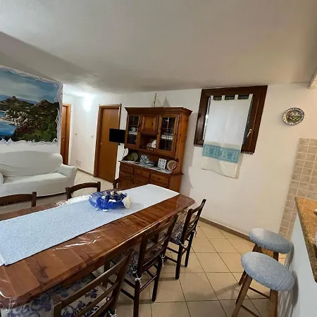 Holiday home Eden 2 Minutes From The Beach, First Floor Fertilia