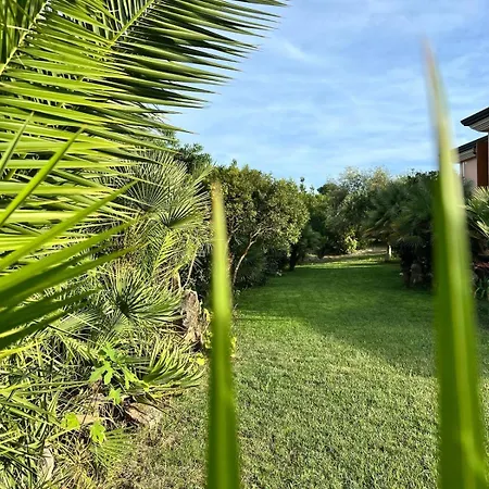 Holiday home Eden 2 Minutes From The Beach, First Floor *