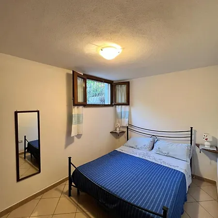 Holiday home Eden 2 Minutes From The Beach, First Floor