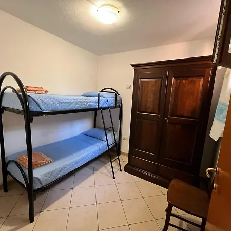 Eden 2 Minutes From The Beach, First Floor Holiday home *