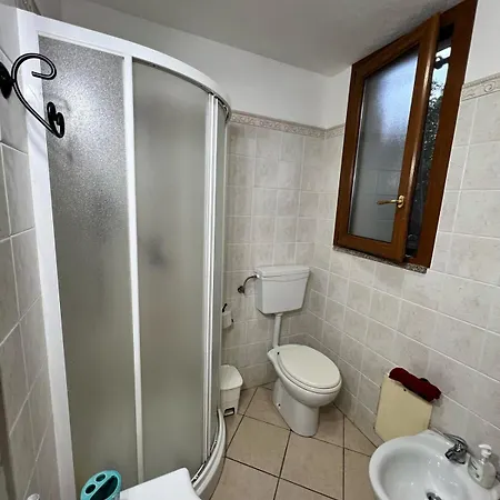 Eden 2 Minutes From The Beach, First Floor *