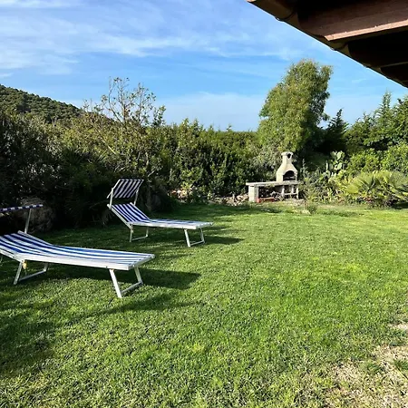 Eden 2 Minutes From The Beach, First Floor *
