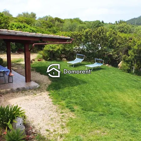 Eden 2 Minutes From The Beach, First Floor